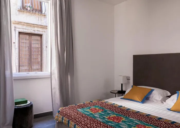 Aparthotel Now Apartments, In The Heart Of