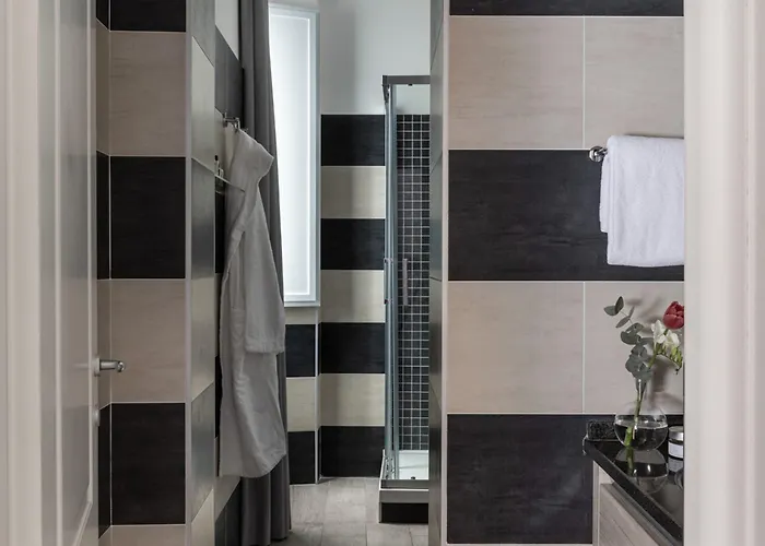Aparthotel Now Apartments, In The Heart Of